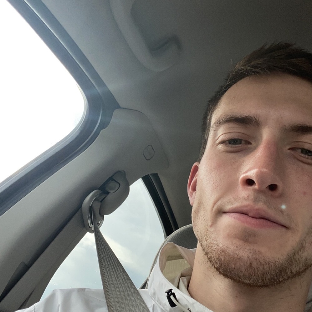 Meet your Posher, Adam